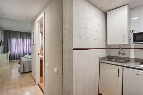 Apartamentos Resitur - image 32