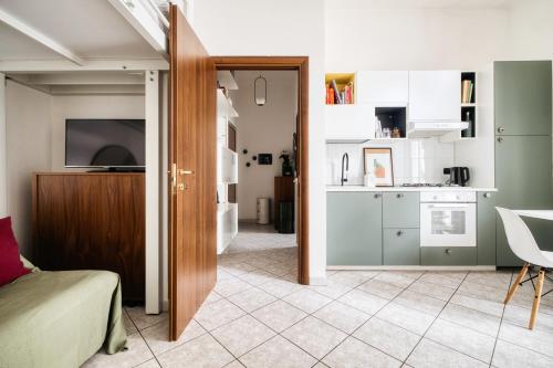 Hostmate - Milan - Volturno - Isola