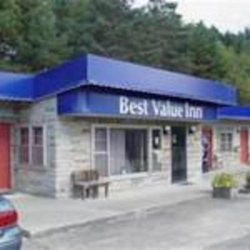 Вхід, Best Inn in Уеллсвілль