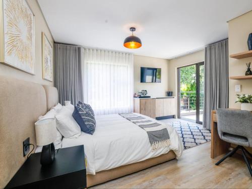 Pitzer Suites