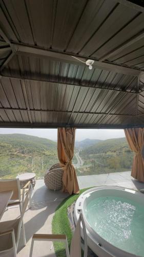 Grape Resort منتجع وشاليهات عنب in อัญลูน