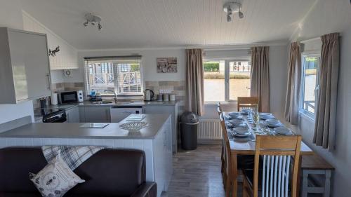 Bee Lodge in Saleby