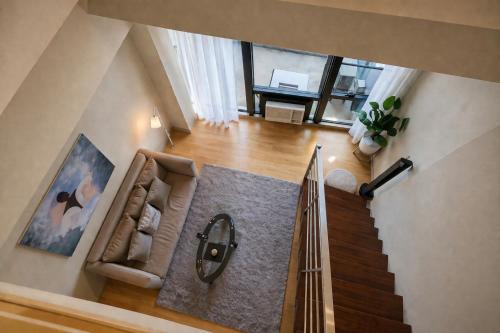 Rare Find Stunning Loft in Makati
