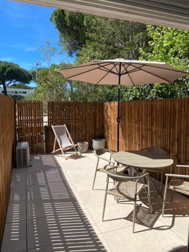 Studio rénové avec terrasse et parking La Grande Motte