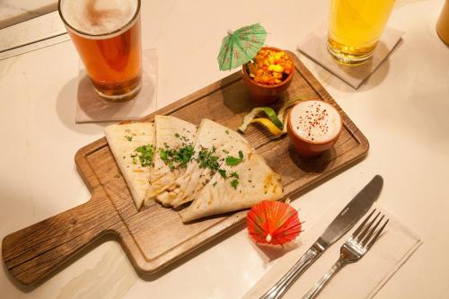 Silver Cloud Hotel - Seattle University of Washington District – Seattle, WA