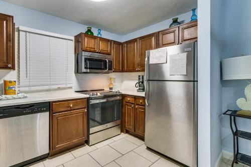 Beach & Pool Access: Hilton Head Resort Condo in 힐튼 헤드 아이랜드 (SC)