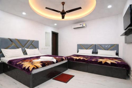 Aditya Home Stay