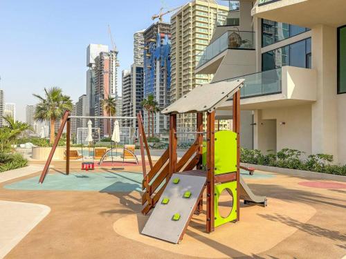 FIRST CLASS 1BR Iconic Design and Luxury Living - image 8