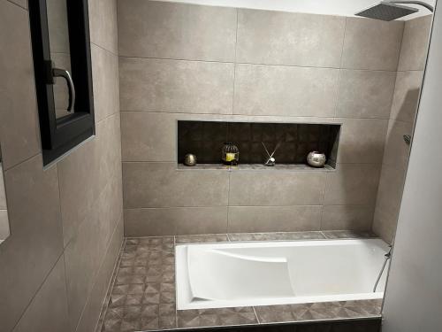 Villa en Provence, piscine privé (Villa en Provence, piscine prive) in Jonquieres (Provence-Alpes-Cote d'Azur)