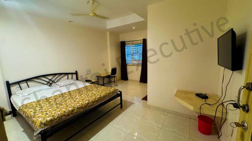 Shantai Executive Pure Veg Restaurant & Lodging in Beed