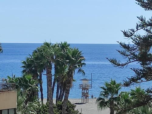 Casa soleada a escasos metros del mar