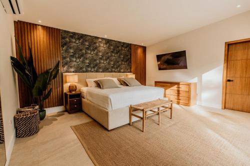 Golden Sands Luxury Villa in Los Cobanos in Los Cobanos