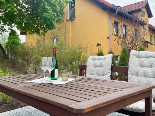 Seadmed, SaaleRast - Ferienwohnung in Camburg an der Saale - ruhig & naturnah, 200 m zum Saaleradweg in Großheringen