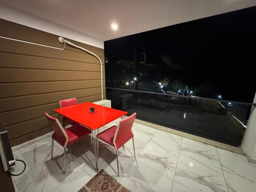 Balkons/terase, Villa saklı bahçe (Villa saklı bahce) in Fatsa