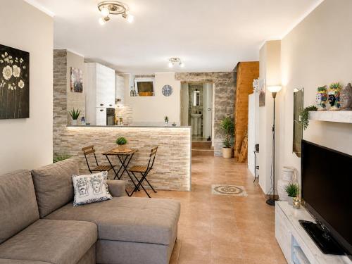 Casa Dei Nonni - Catania City Center Apartment near Duomo
