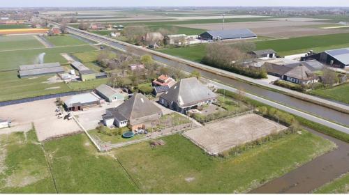 vredehof appartement in Sint Maartensbrug