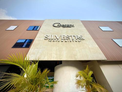 المنظر الخارجي, Cardedeu Suites in سان سلفادور