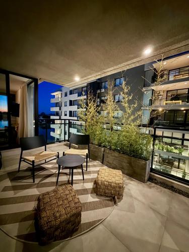 Балкон/тераса, Luxurious apartment in the Interlagos complex in Shangrilá