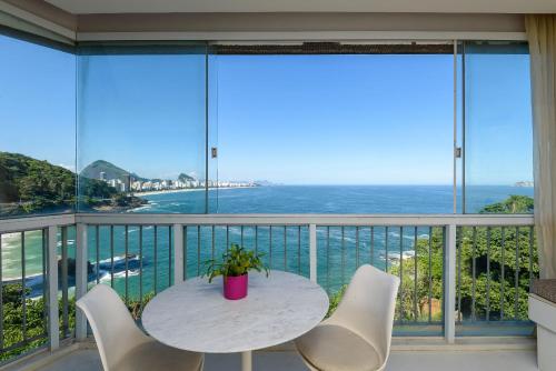 Apartamento com Vista Mar no Vidigal | V 90/102 4