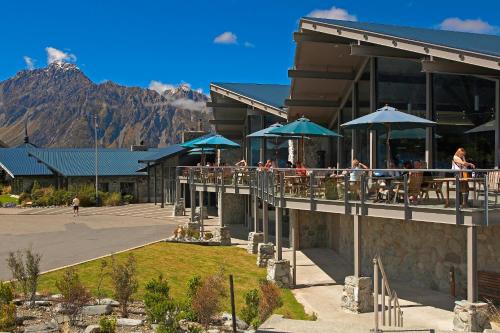Bejárat, The Hermitage Hotel Mt Cook in Mount Cook