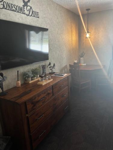 Lonesome Dove Lodge - image 14