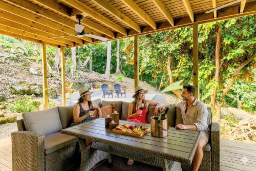 Iekārtas, Country House 3 acres of Privacy and Outdoor Space in Camuy
