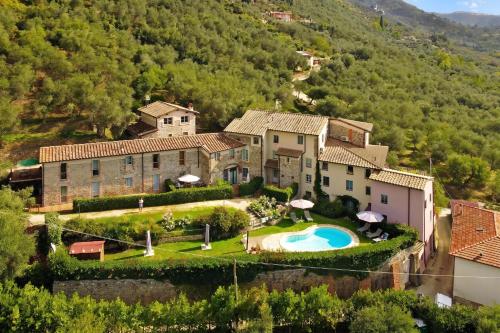  Alloro Grillo - Happy Rentals in Camaiore