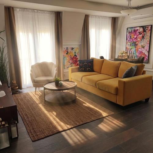 EMEM 2 - City View Apartment