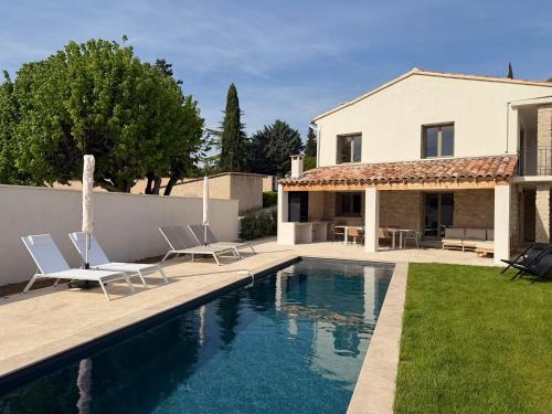 Villa Quatre Coeurs voor 10p met zwembad airco Mont Ventoux