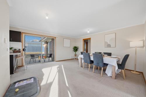 Iekārtas, Granton River View Home Near Hobart CBD Parking in Granton