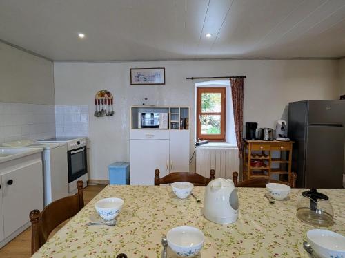 Gîte indépendant avec cour privative près de Lavoute-Chilhac et Langeac - FR-1-582-224 (Gite independant avec cour privative pres de Lavoute-Chilhac et Langeac - FR-1-582-224) in Laguiole