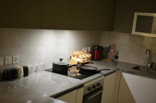 Spacious Family Studio in DHA Phase 5 PentaSquare - Fully Furnished - image 2