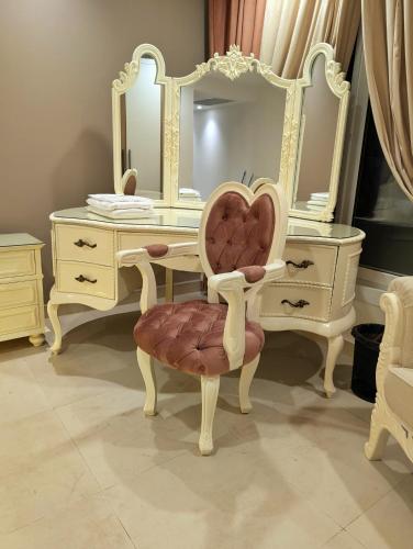 Spacious Family Studio in DHA Phase 5 PentaSquare - Fully Furnished - image 6