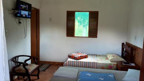 1 double bed, 1 twin bed