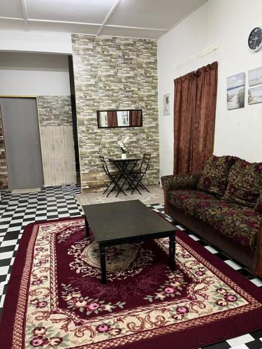 Dqari Homestay KKB in Kuala Kubu Bharu