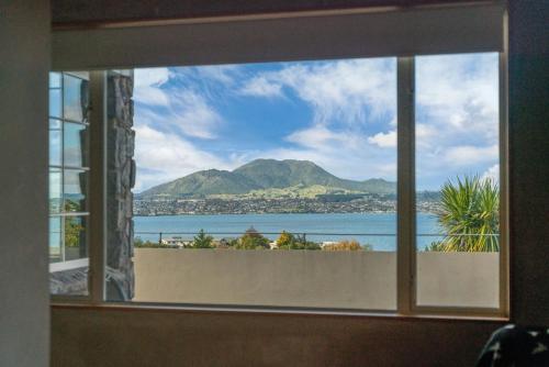 Tauhara Sunrise - Taupo - image 2