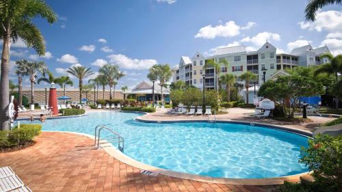 Calypso Cay - 2BR King Bed Suite w Resort Access - image 4