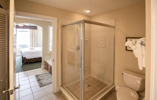 Calypso Cay - 3BR King Bed Suite w Resort Access - image 3