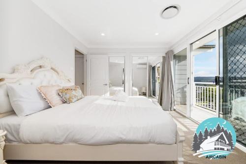1B house beachside comfy stay in Northern Beaches