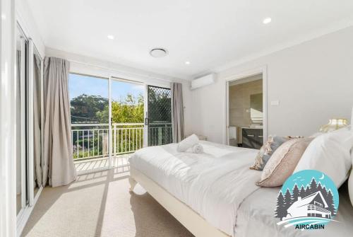 1B house beachside comfy stay in Northern Beaches
