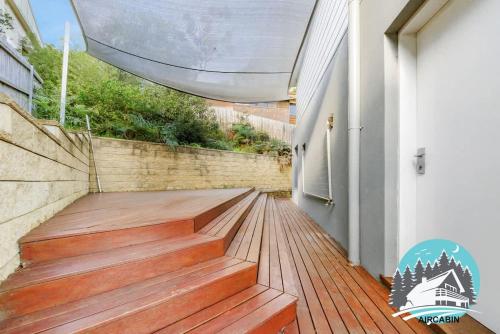 1B house beachside comfy stay in Northern Beaches