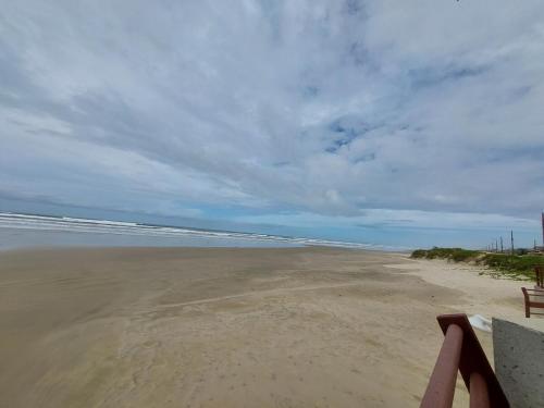 Apartamento Mobiliado a 200 metros da praia in Balneário Arroio Do Silva