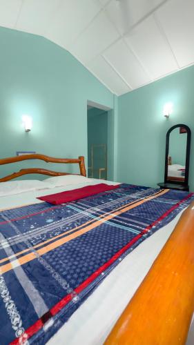 Ishara Cabana Beach Front - image 3
