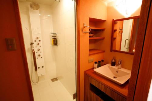 Japanese-Style Compact Room - Non-Smoking
