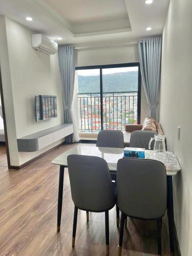 . Serviced apartment-Luxcity Cẩm Phả 4mins to beach