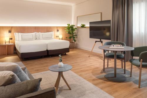 room detail thumbnail 0