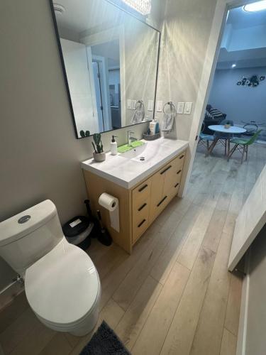 Cozy 3BR Suite at Winnipeg South - Springstein