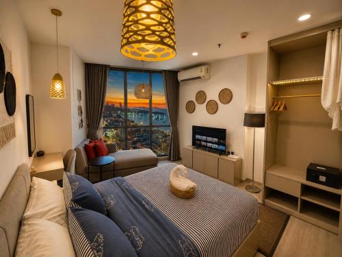 View, The Edge central pattaya ( the base 2) near The Avenue Shopping Mall