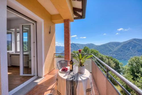 Ca' Gina Panoramica - Monte Brè - Happy Rentals in Lugano, Schweiz