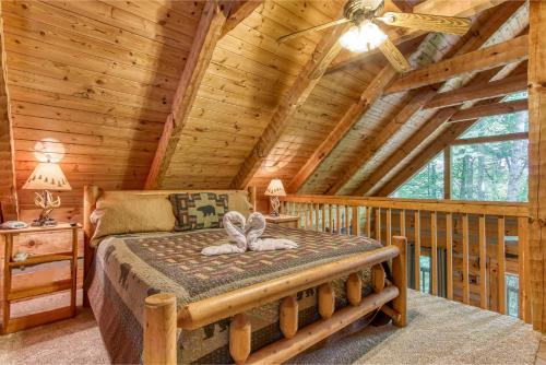 Cozy Mountain Hideaway - image 25